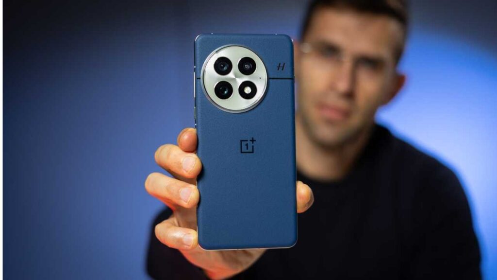 OnePlus 13T 5G Smartphone हुआ लांच फीचर्स देख लोग हुए दीवाने , देखे कीमत और खास फीचर्स !