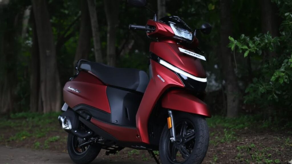 TVS Jupiter Electric : शानदार माइलेज और दमदार परफॉर्मेंस वाली स्कूटी, जानिए कीमत और फीचर्स